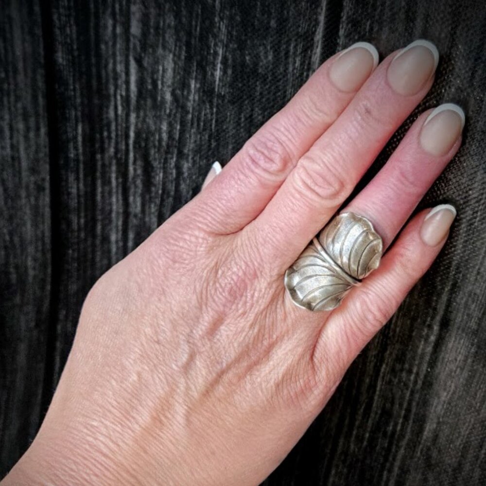 Karen Hill Tribe Fine Silver Wrap Around leaf ring